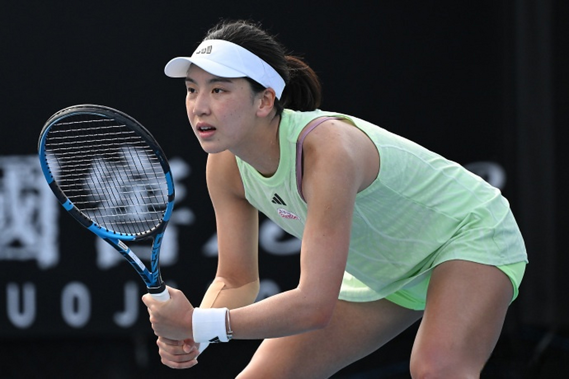 震撼使我更 震撼使我更