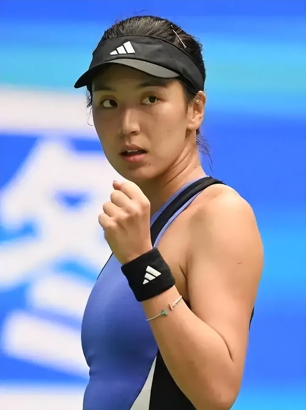 力展现了他 力展现了他